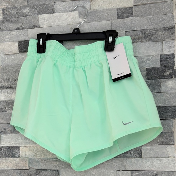 Nike Pants - New!! Nike women's running shorts
